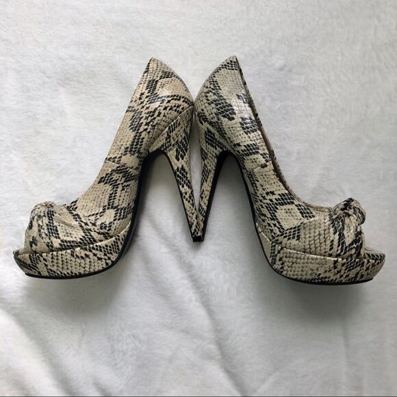 Colin Stuart snake print peep toe heels bow pumps size 7.5 NWOB - Picture 5 of 7